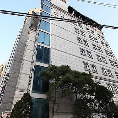 Rampart Hotel Suwon Exterior foto